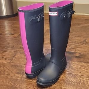 Hunter Original Stripe Navy & Liptick Rain Boots